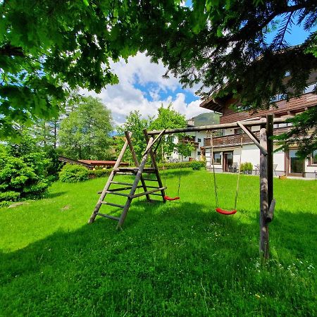 Profelt'S Apartments Uttendorf - Steinbock Lodges エクステリア 写真