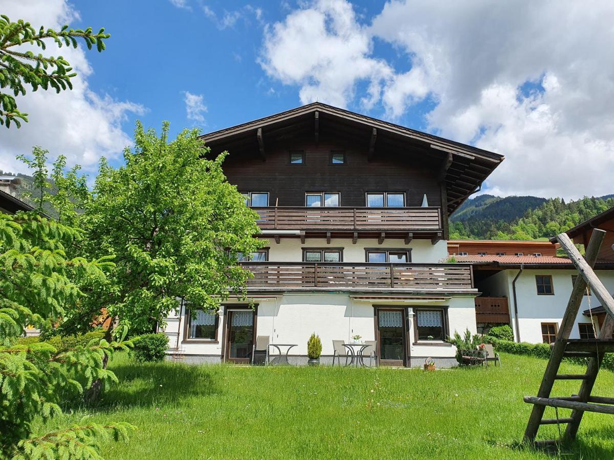 Profelt'S Apartments Uttendorf - Steinbock Lodges エクステリア 写真
